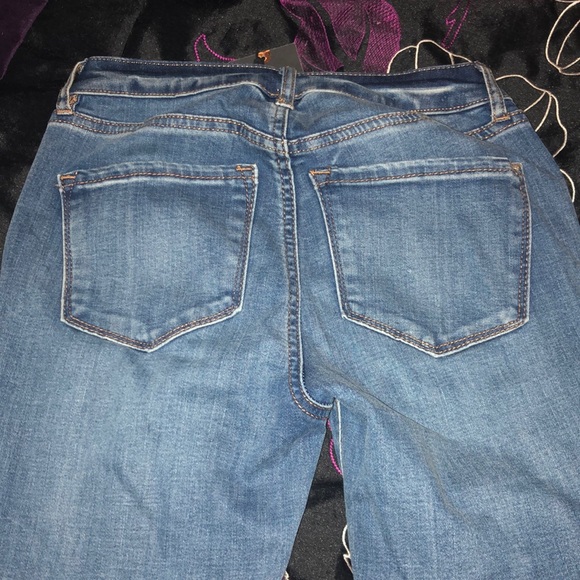 Jeans - Picture 2 of 3